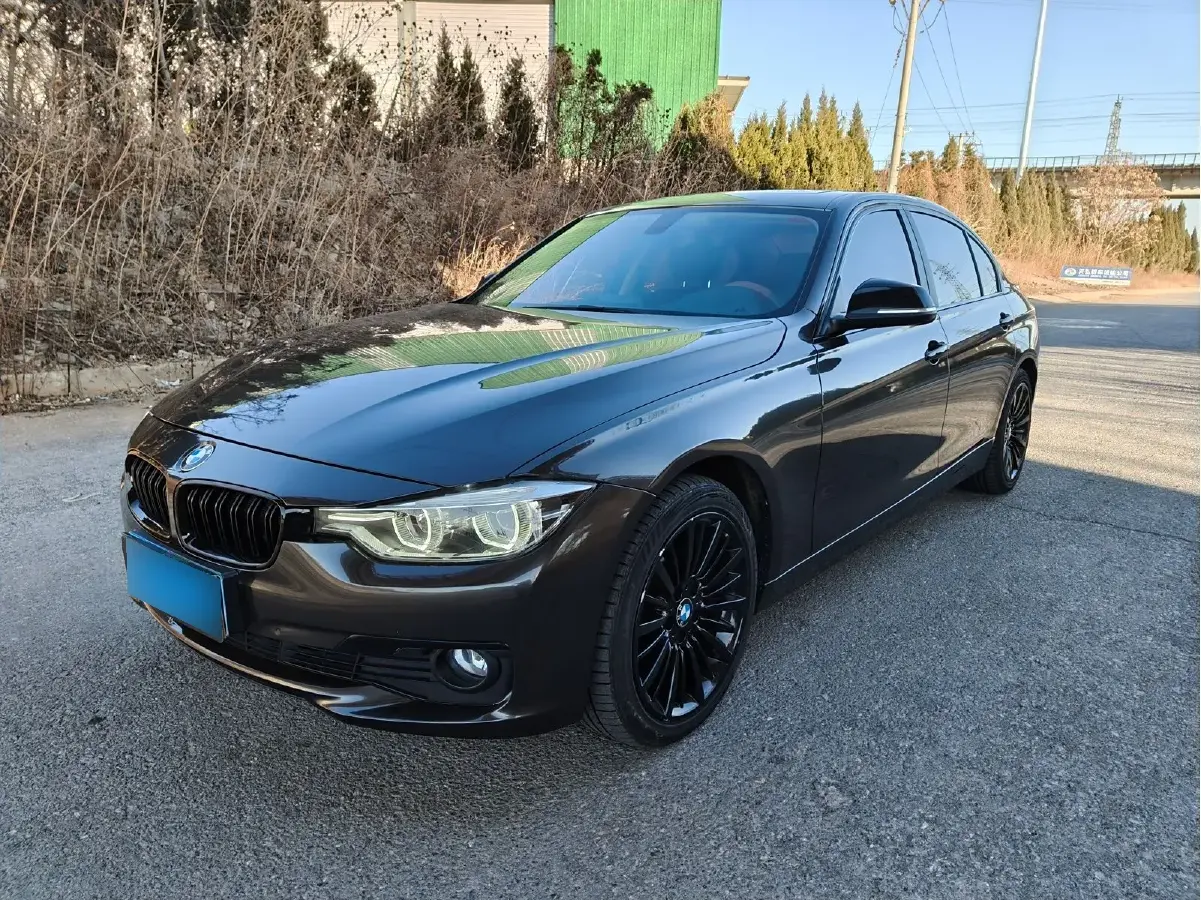 2018 BMW 3 Series 2.0T 184HP L4 8AT