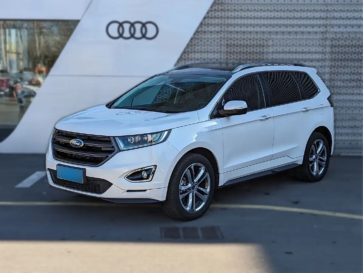 2018 Ford Edge 2.0T 245HP L4 6AT