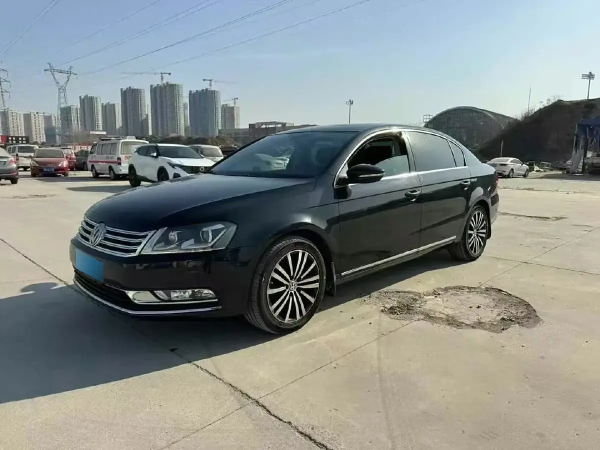 2012 Volkswagen Magotan 3.0L 250HP V6 6DCT