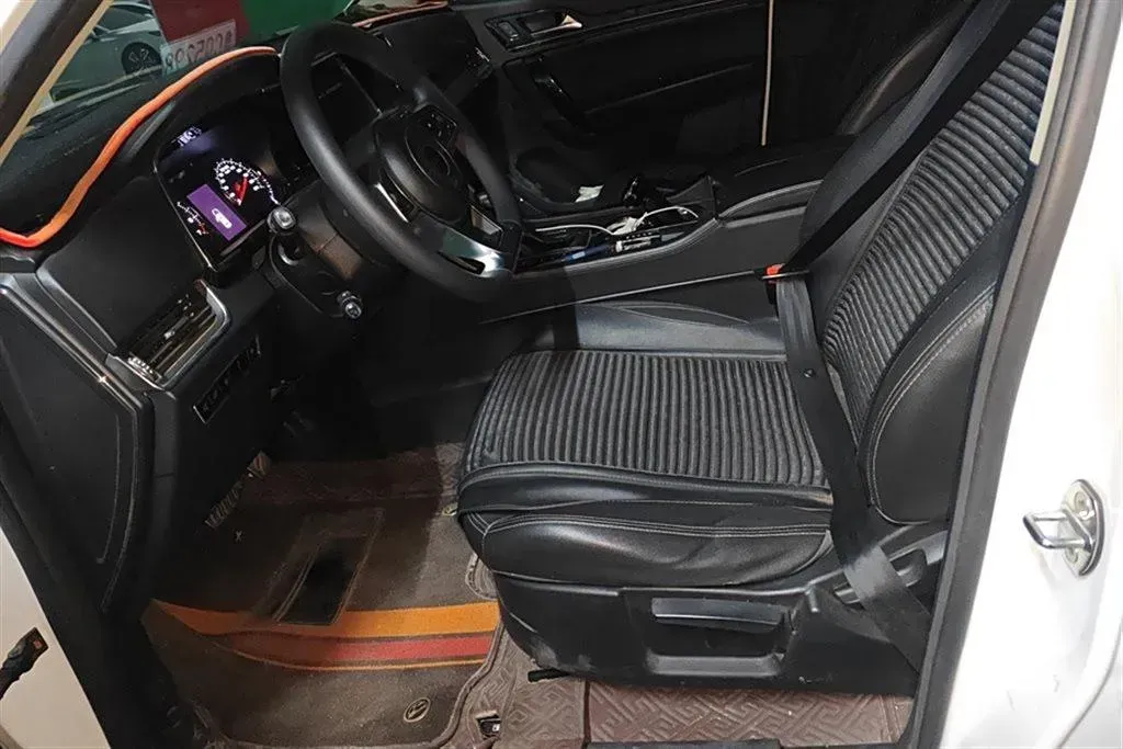 2017 Zotye T600 Coupe 1.5T 156HP L4 6AT,autocango,china used car exporter,china ev exporter,chinese used car exporter,chinese used ev exporter