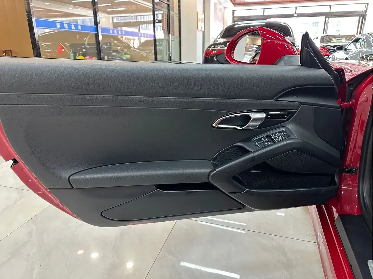 2015 Porsche Boxster 2.7L 265HP H6 7DCT,autocango,china used car exporter,china ev exporter,chinese used car exporter,chinese used ev exporter