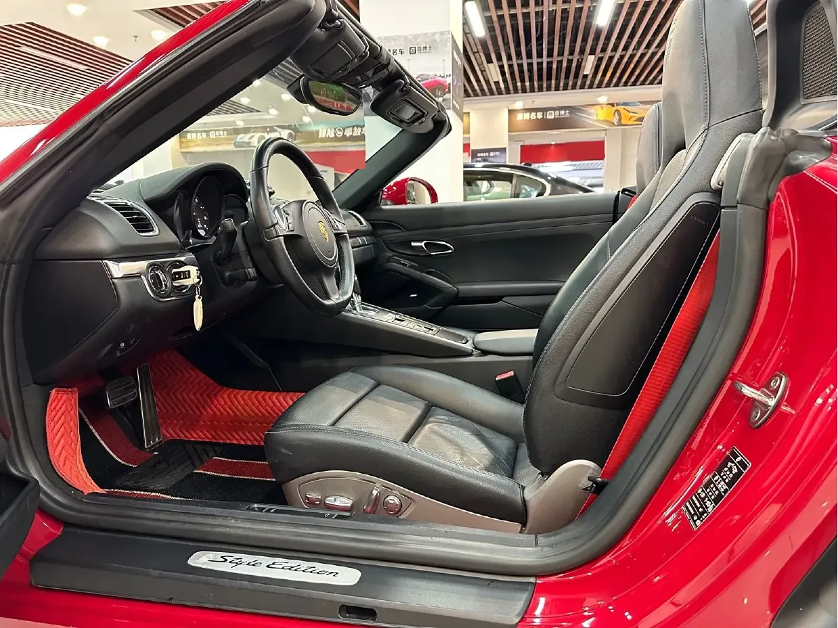 2015 Porsche Boxster 2.7L 265HP H6 7DCT,autocango,china used car exporter,china ev exporter,chinese used car exporter,chinese used ev exporter