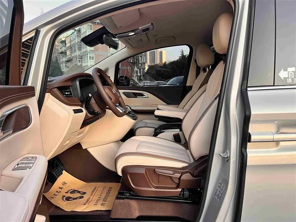 2023 Bestune M9 2.0T 252HP L4 8AT,autocango,china used car exporter,china ev exporter,chinese used car exporter,chinese used ev exporter