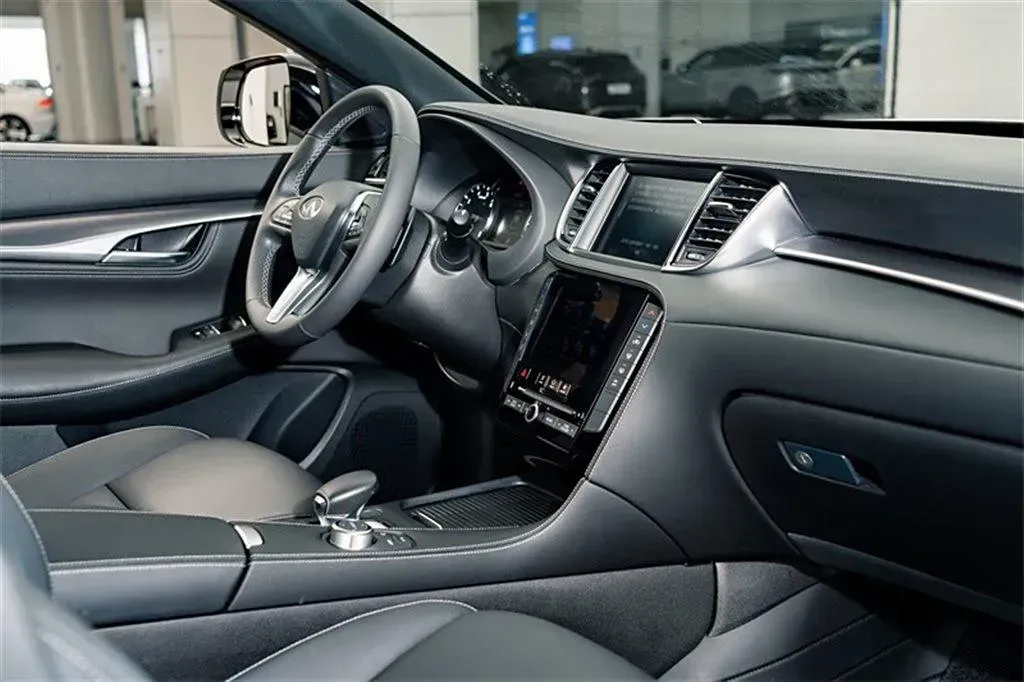 2022 Infiniti QX55 2.0T 245HP L4 CVT,autocango,china used car exporter,china ev exporter,chinese used car exporter,chinese used ev exporter