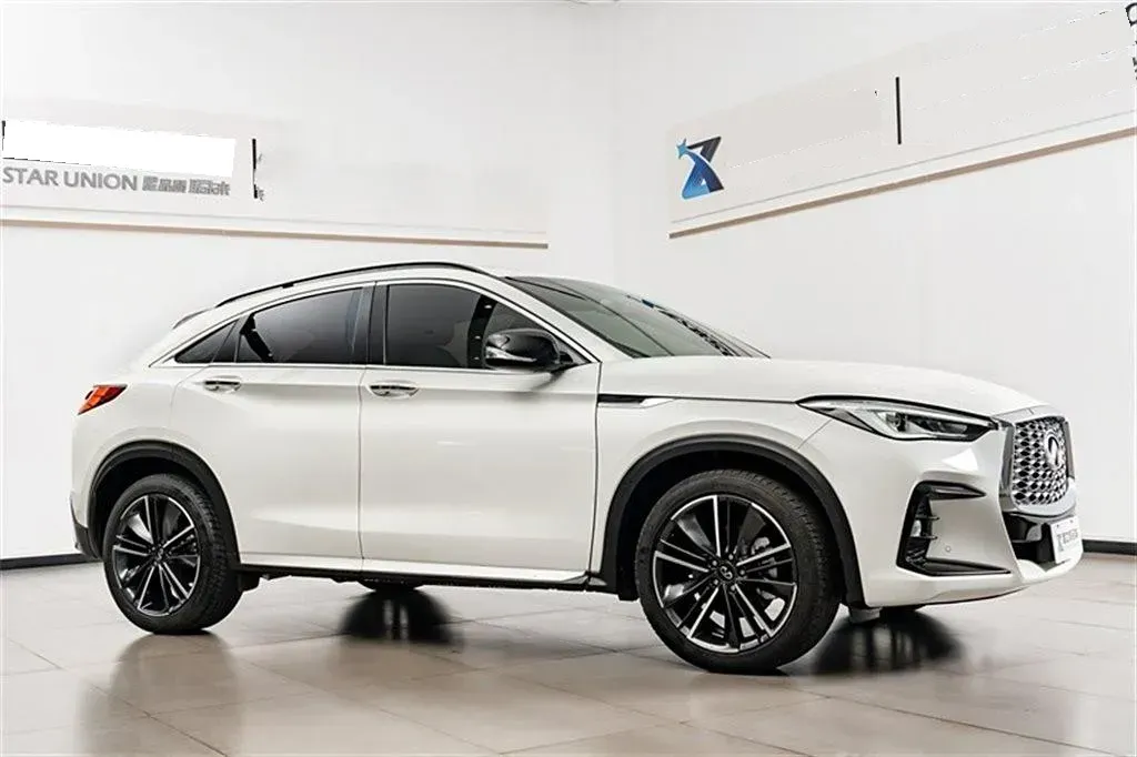 2022 Infiniti QX55 2.0T 245HP L4 CVT,autocango,china used car exporter,china ev exporter,chinese used car exporter,chinese used ev exporter
