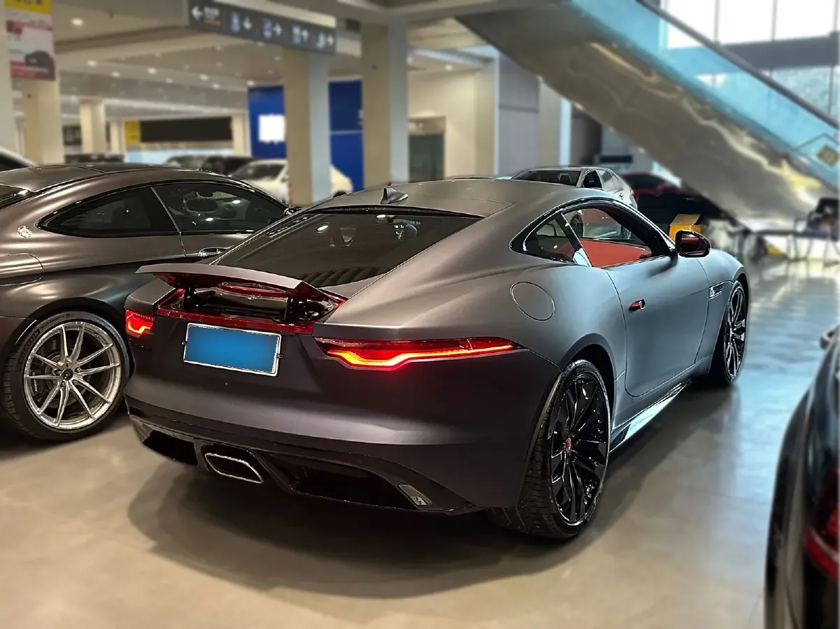 2023 Jaguar F-TYPE 2.0T 300HP L4 8AT,autocango,china used car exporter,china ev exporter,chinese used car exporter,chinese used ev exporter