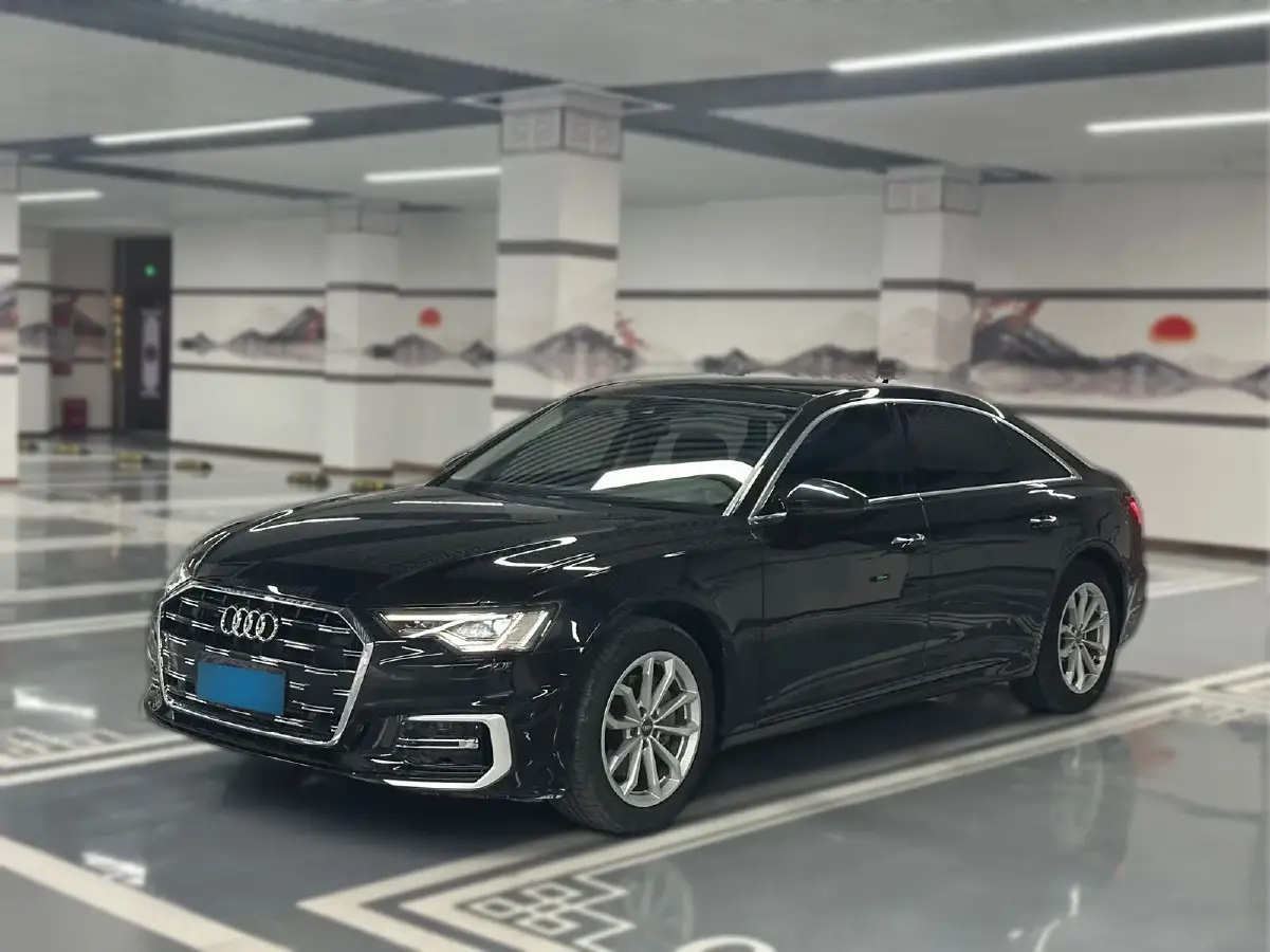 2019 Audi A6L 2.0T 190HP L4 7DCT