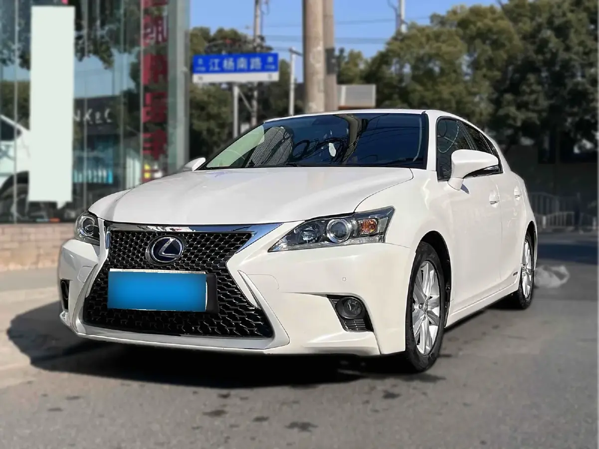 2014 Lexus CT 1.8L 99HP L4 E-CVT Hybrid