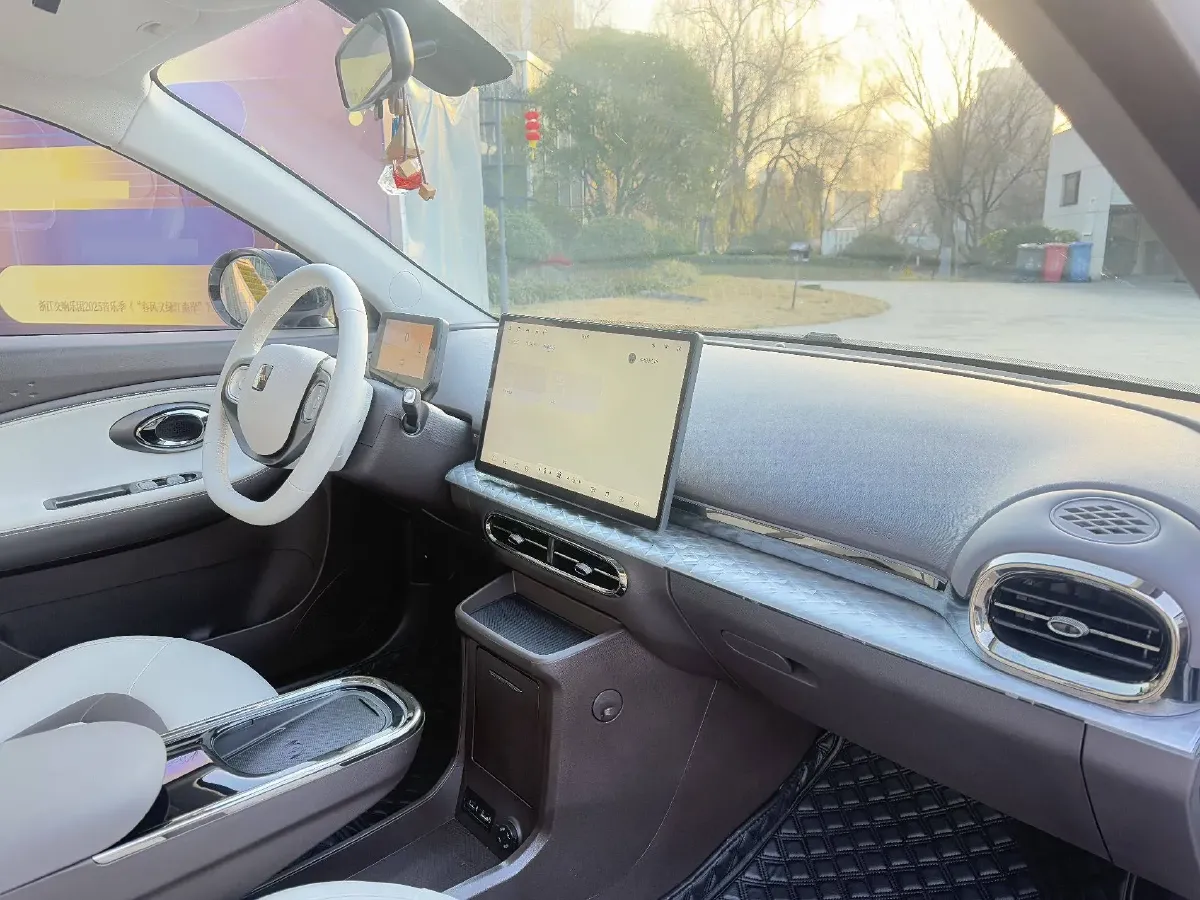 2023 JAC EV YiWei 3 BEV 41KWH,autocango,china used car exporter,china ev exporter,chinese used car exporter,chinese used ev exporter