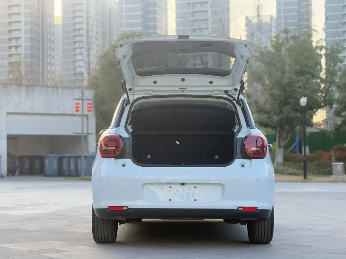 2023 JAC EV YiWei 3 BEV 41KWH,autocango,china used car exporter,china ev exporter,chinese used car exporter,chinese used ev exporter