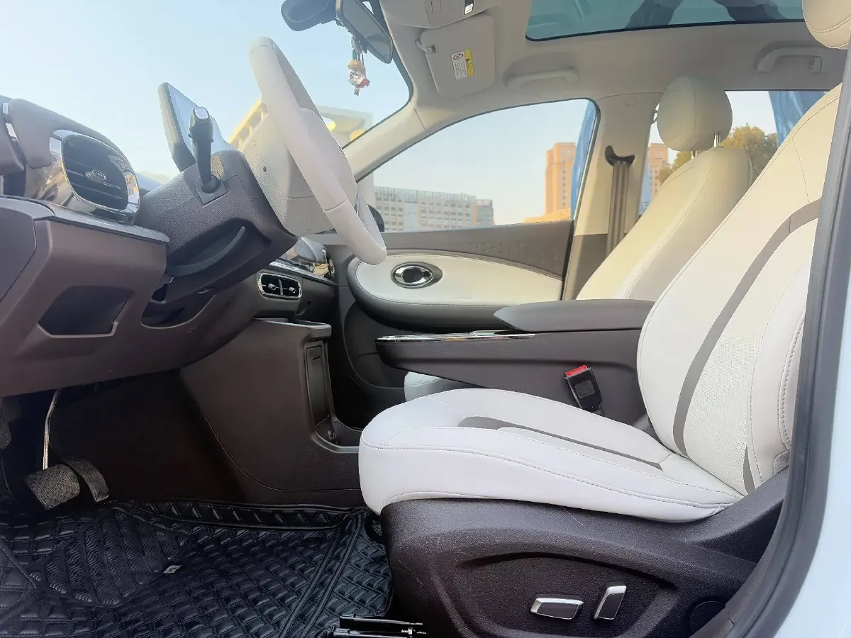 2023 JAC EV YiWei 3 BEV 41KWH,autocango,china used car exporter,china ev exporter,chinese used car exporter,chinese used ev exporter