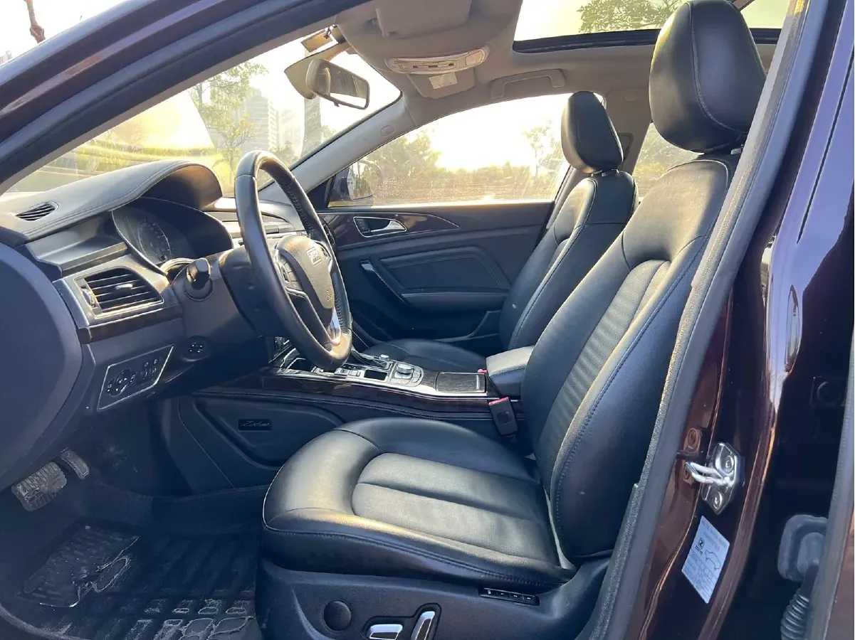 2016 Zotye Z700 1.8T 177HP L4 6DCT,autocango,china used car exporter,china ev exporter,chinese used car exporter,chinese used ev exporter