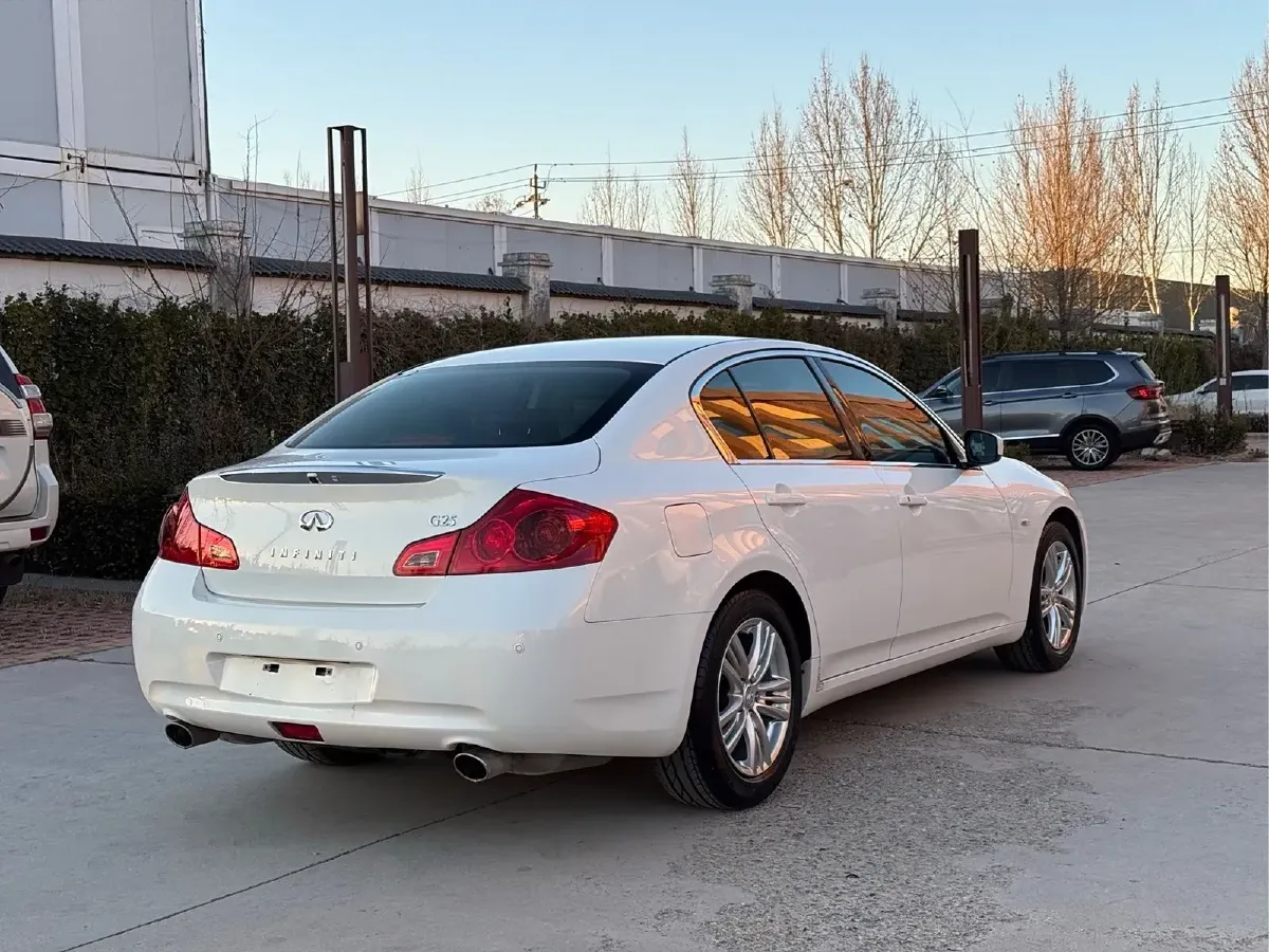 2013 Infiniti G Series 2.5L 235HP V6 7AT,autocango,china used car exporter,china ev exporter,chinese used car exporter,chinese used ev exporter