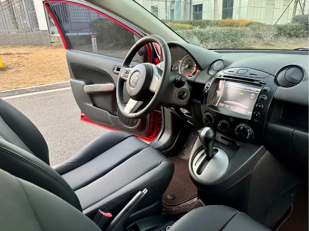 2011 Mazda 2 1.5L 103HP L4 4AT,autocango,china used car exporter,china ev exporter,chinese used car exporter,chinese used ev exporter