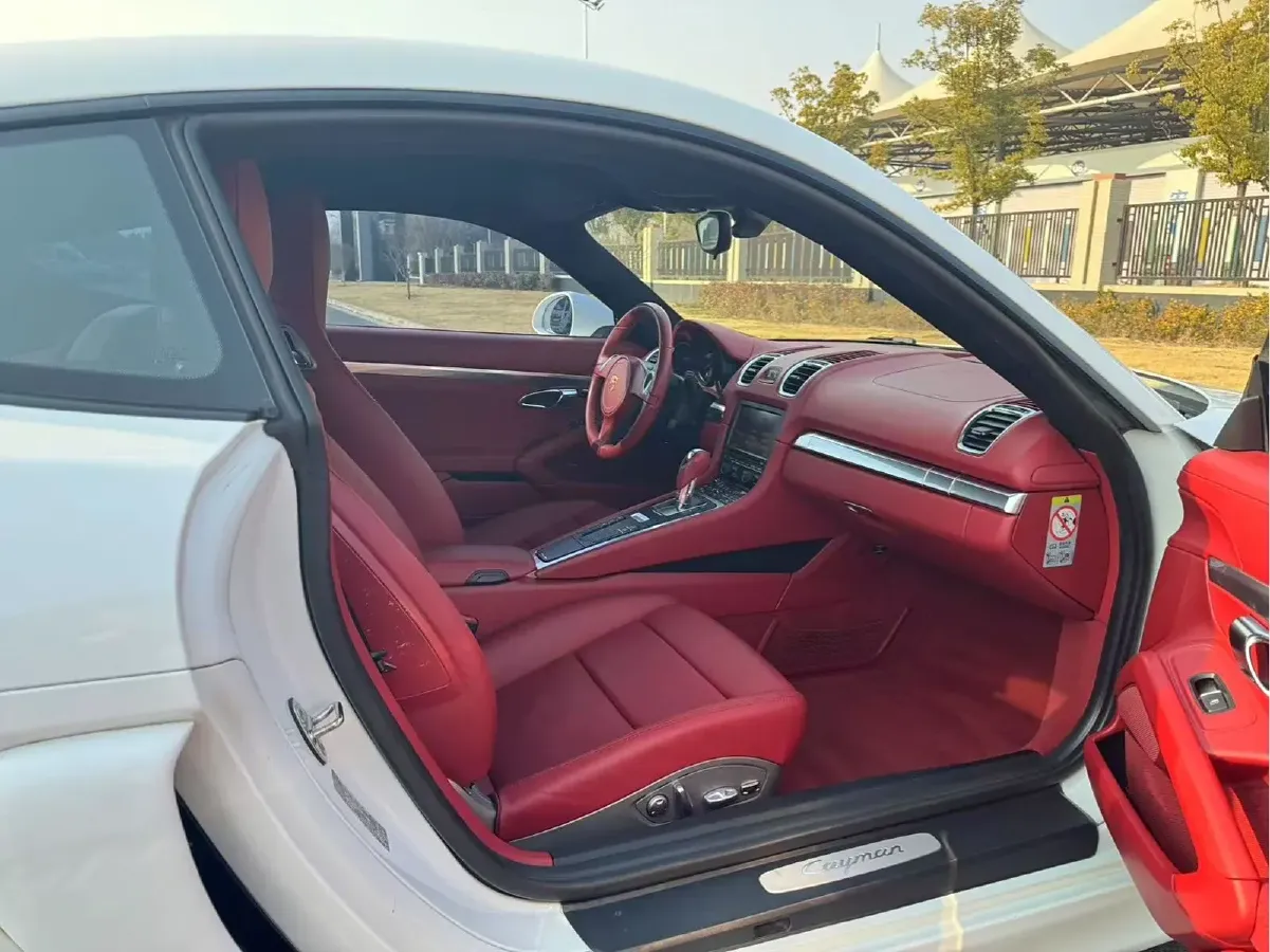 2013 Porsche Cayman 2.7L 275HP H6 7DCT,autocango,china used car exporter,china ev exporter,chinese used car exporter,chinese used ev exporter