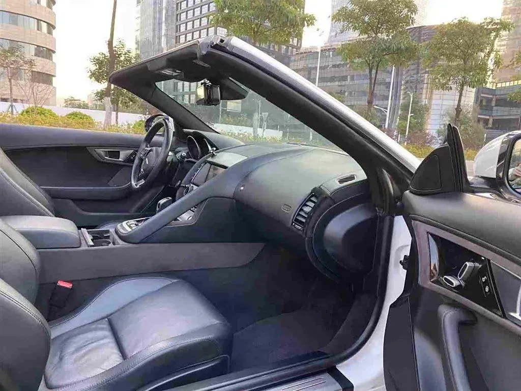 2013 Jaguar F-TYPE 3.0T 340HP V6 8AT,autocango,china used car exporter,china ev exporter,chinese used car exporter,chinese used ev exporter