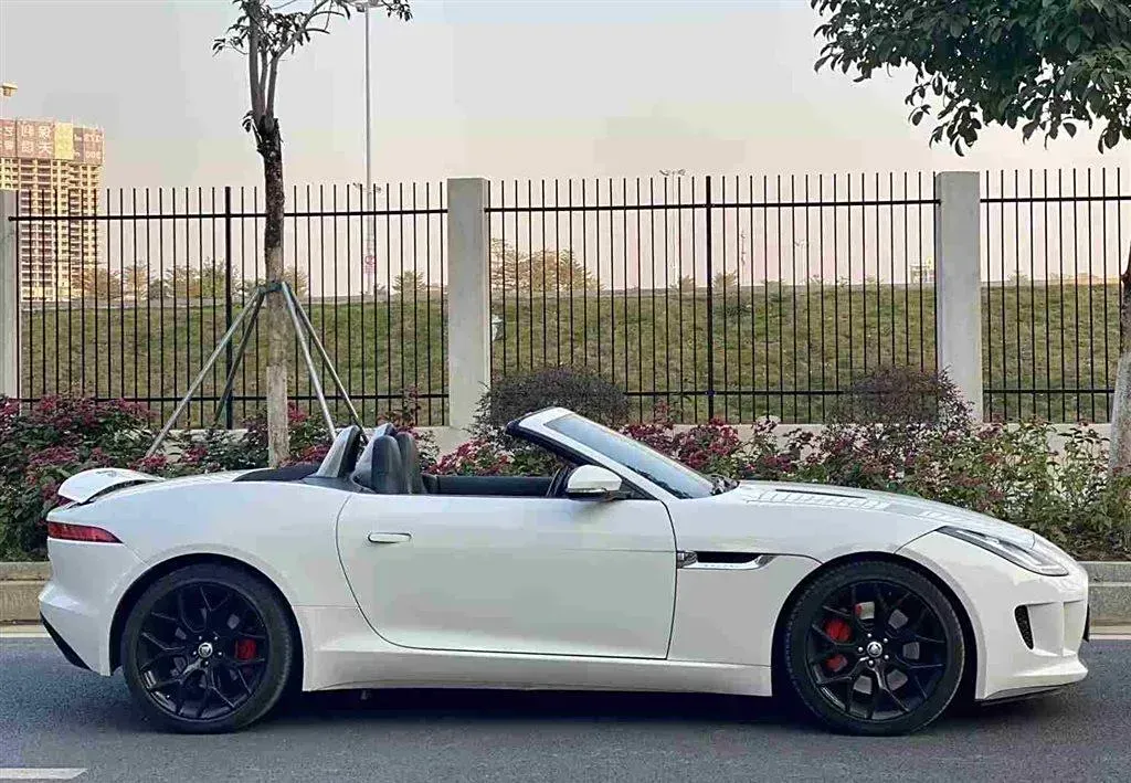 2013 Jaguar F-TYPE 3.0T 340HP V6 8AT,autocango,china used car exporter,china ev exporter,chinese used car exporter,chinese used ev exporter