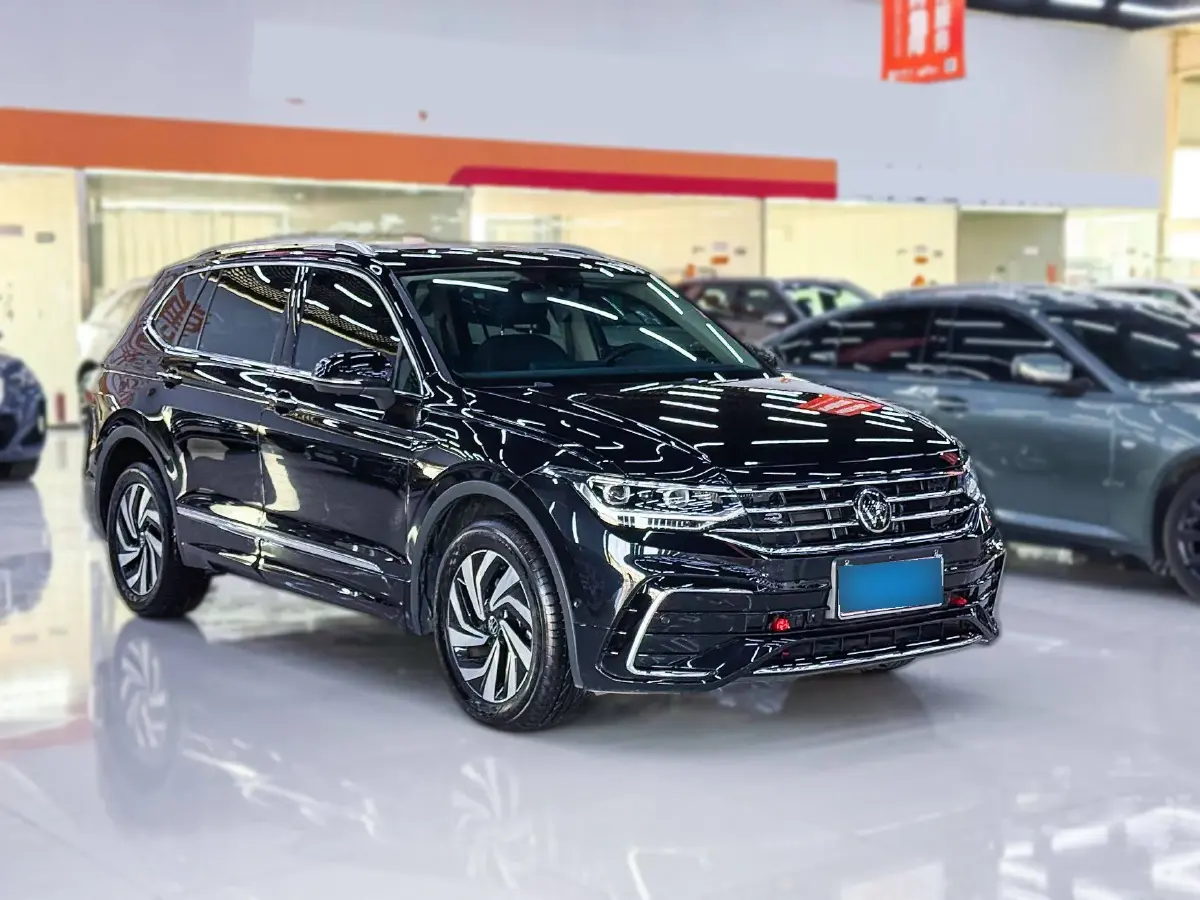 2024 Volkswagen Tiguan L 2.0T 186HP L4 7DCT