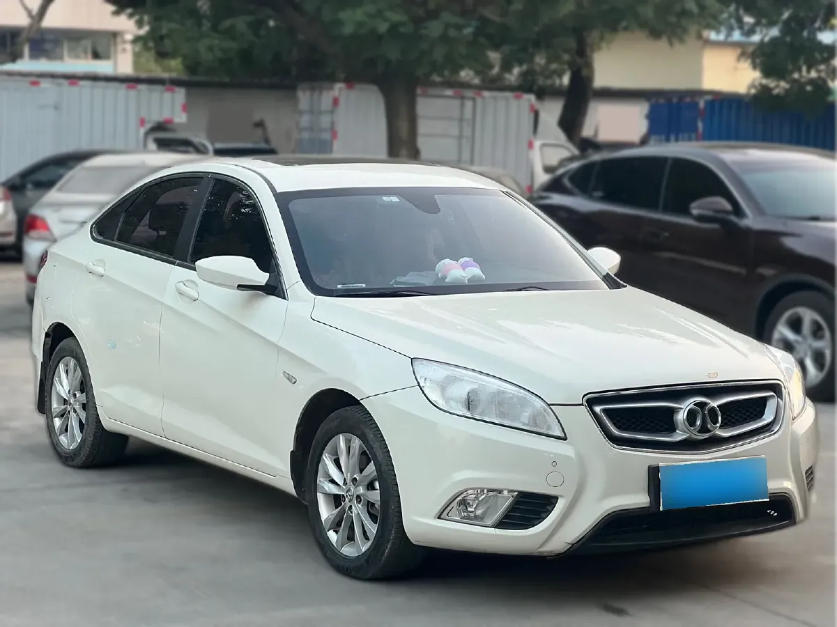 2014 BeiJing Auto Senova D50 1.5L 113HP L4 5MT,autocango,china used car exporter,china ev exporter,chinese used car exporter,chinese used ev exporter