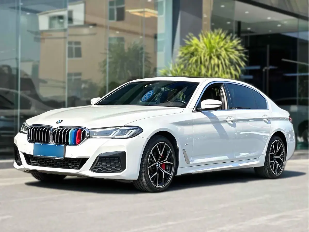 2021 BMW 5 Series 2.0T 252HP L4 8AT