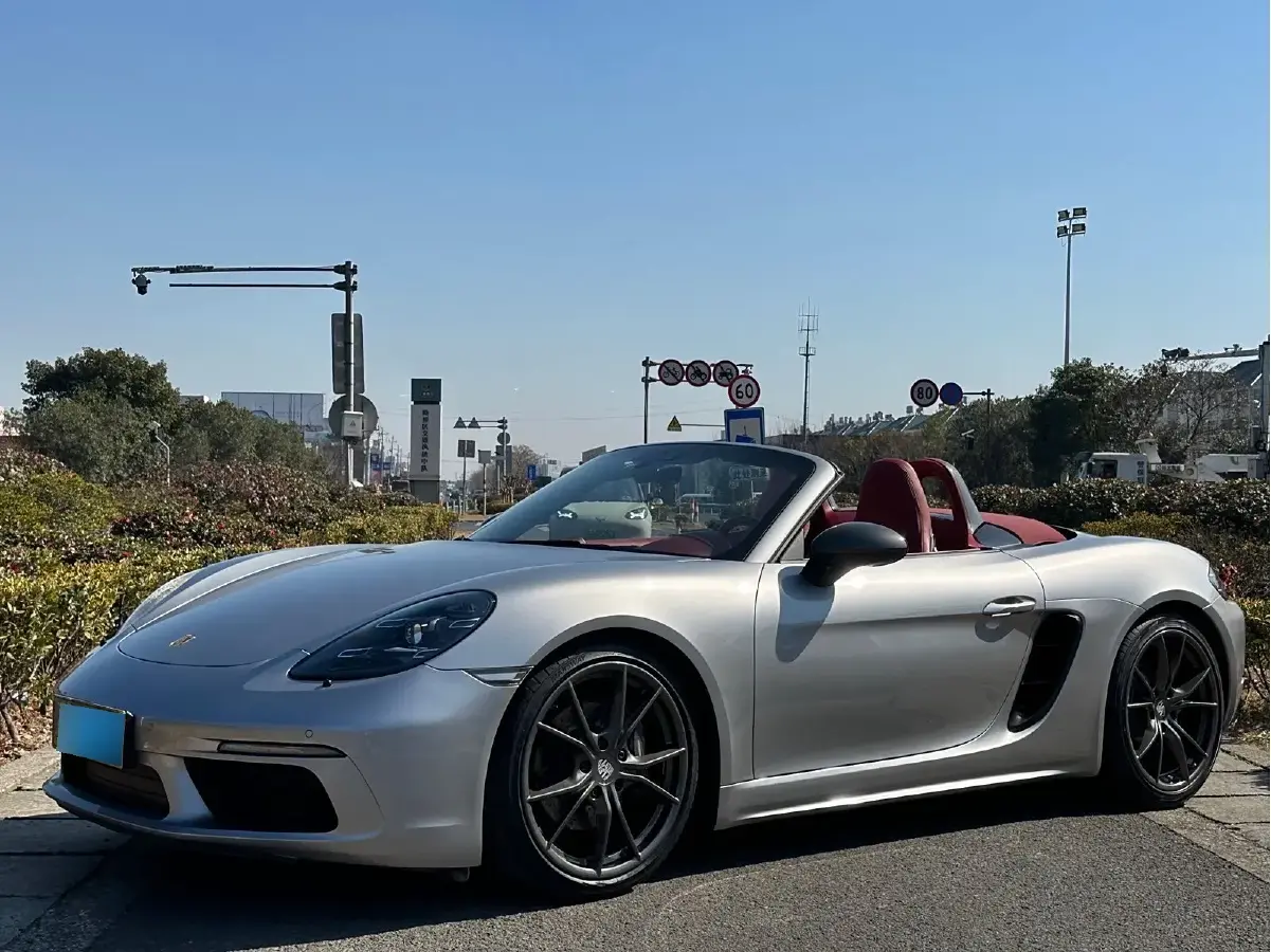 2020 Porsche 718 2.0T 250HP H4 7DCT