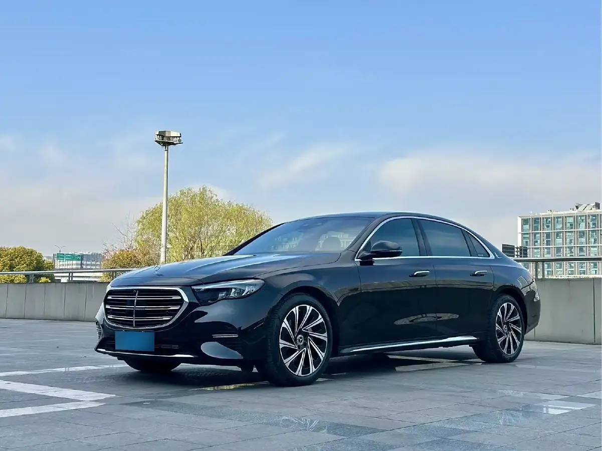 2025 Mercedes-Benz E Class 2.0T 258HP L4 9AT