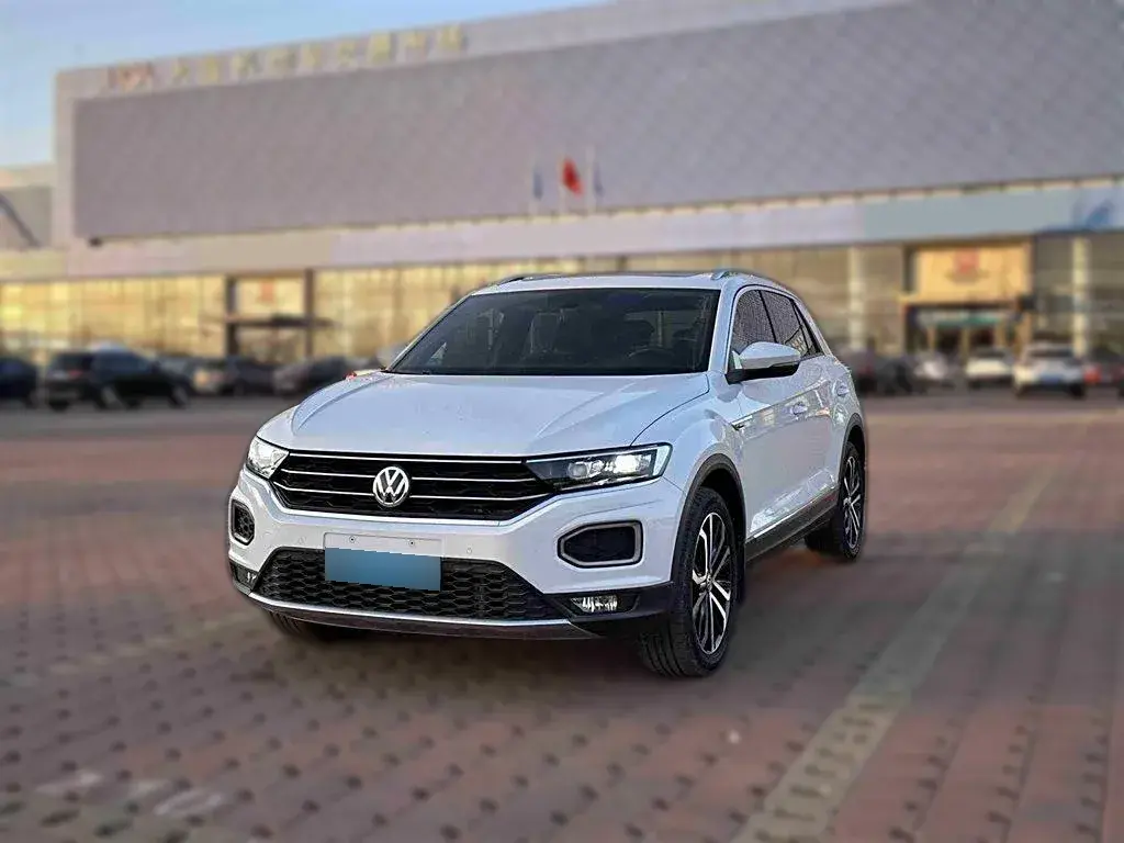 2018 Volkswagen T-Roc 1.4T 150HP L4 7DCT