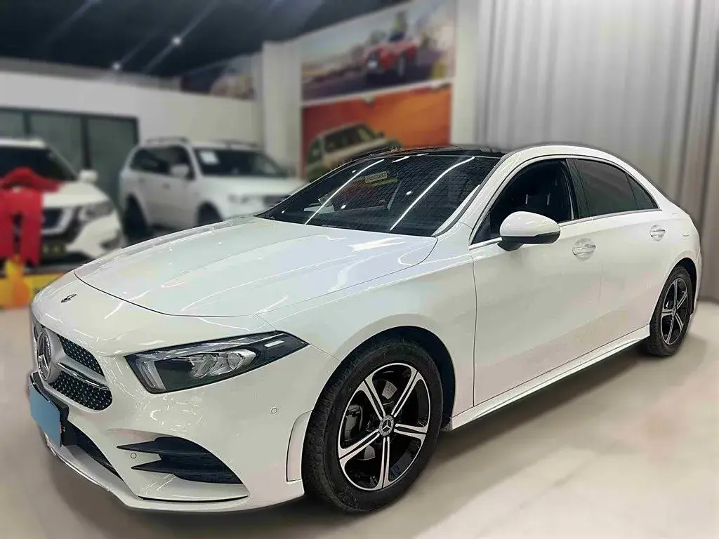 2022 Mercedes-Benz A Class 1.3T 163HP L4 7DCT