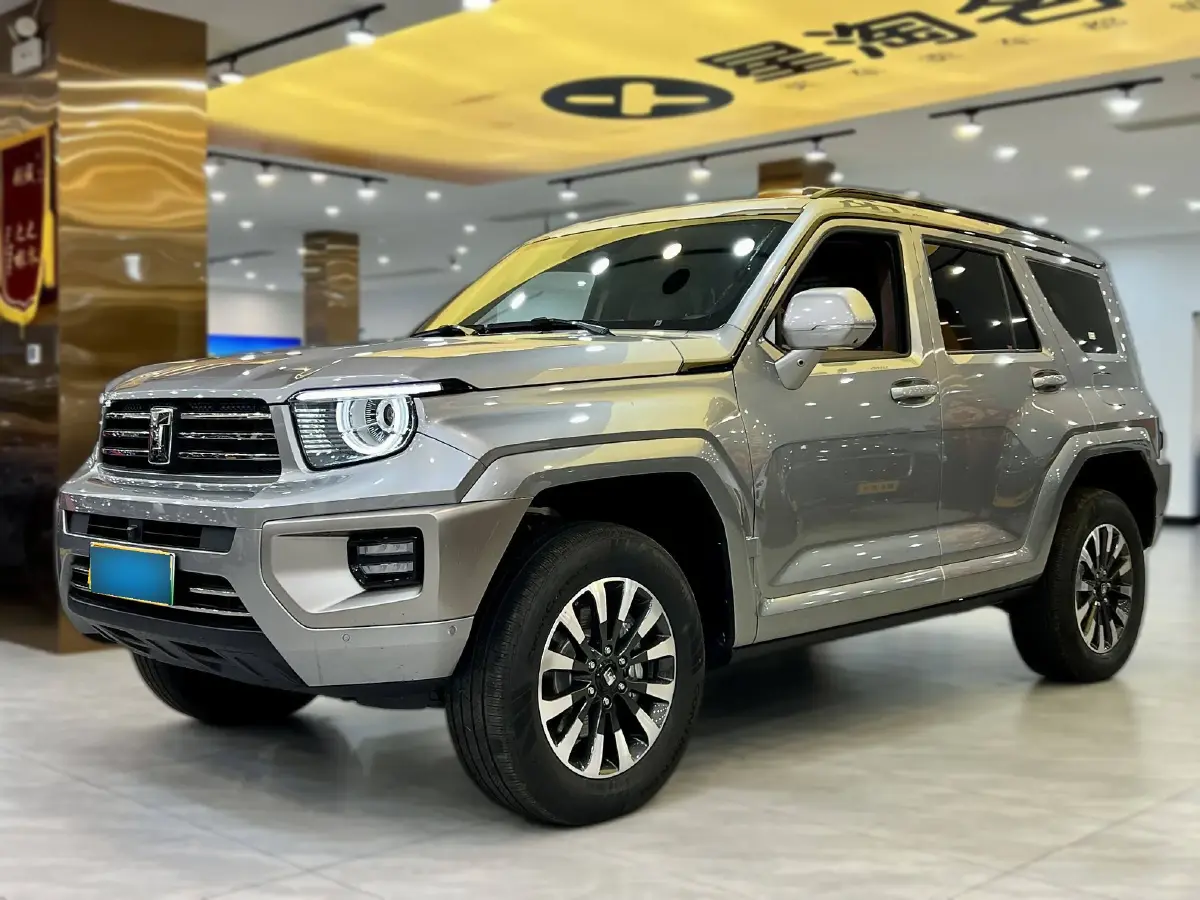 2024 Tank 700 3.0T 360HP V6 9AT PHEV 37.1KWH