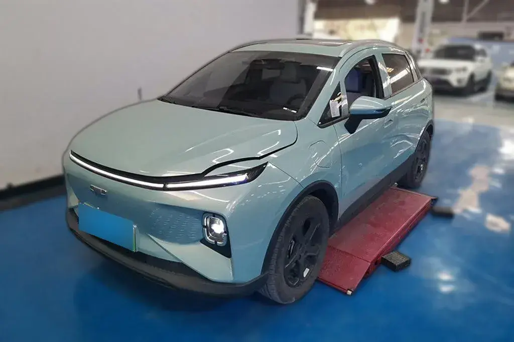 2024 Geometry E BEV 39.3KWH