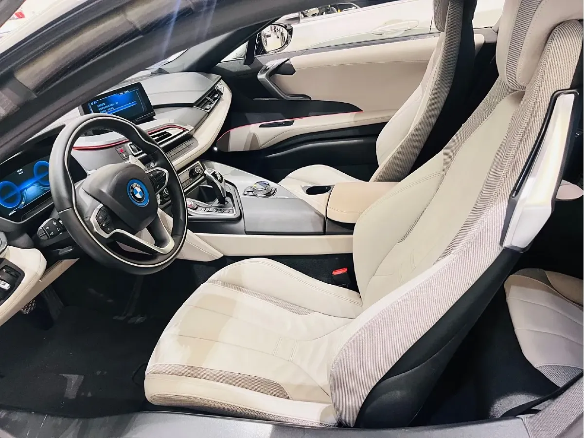 2014 BMW i8 1.5T 231HP L3 6AT PHEV 7.1KWH,autocango,china used car exporter,china ev exporter,chinese used car exporter,chinese used ev exporter