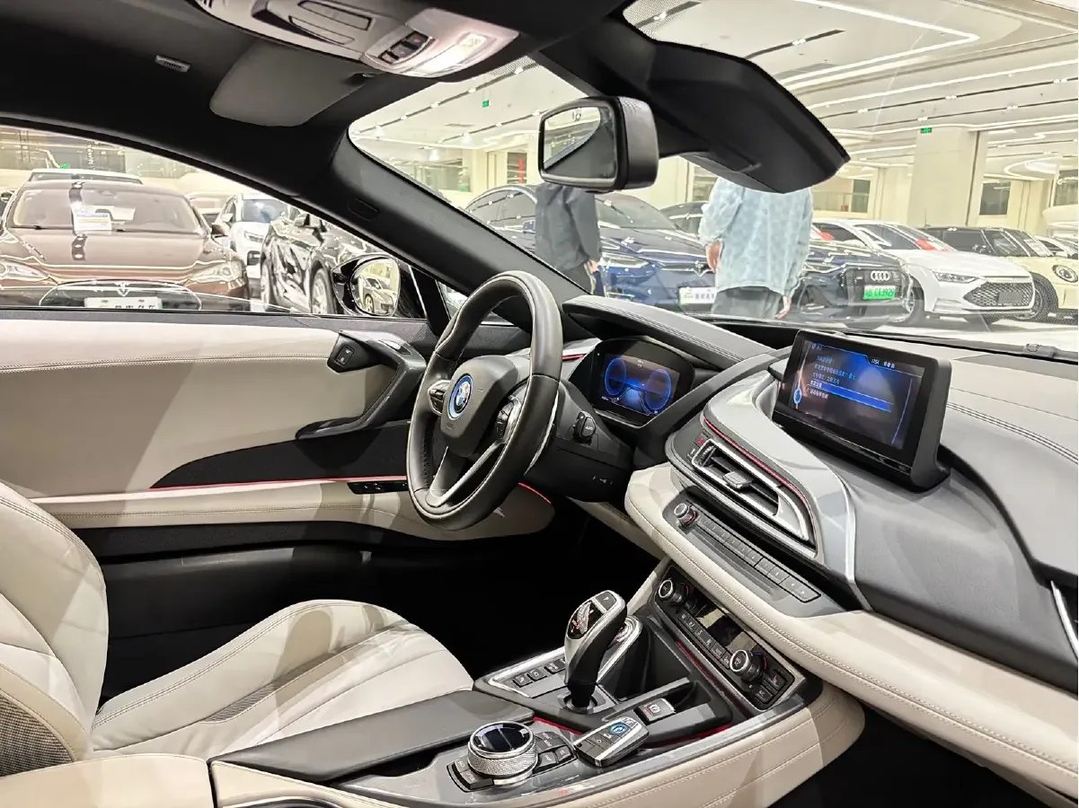 2014 BMW i8 1.5T 231HP L3 6AT PHEV 7.1KWH,autocango,china used car exporter,china ev exporter,chinese used car exporter,chinese used ev exporter