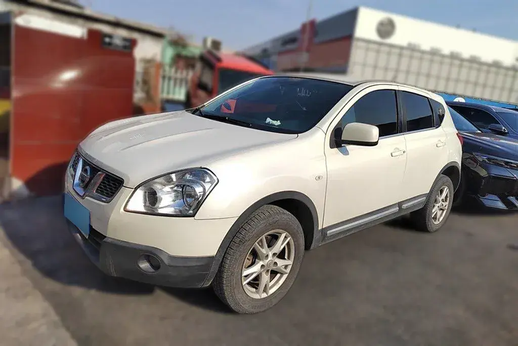 2012 Nissan Qashqai 2.0L 144HP L4 CVT