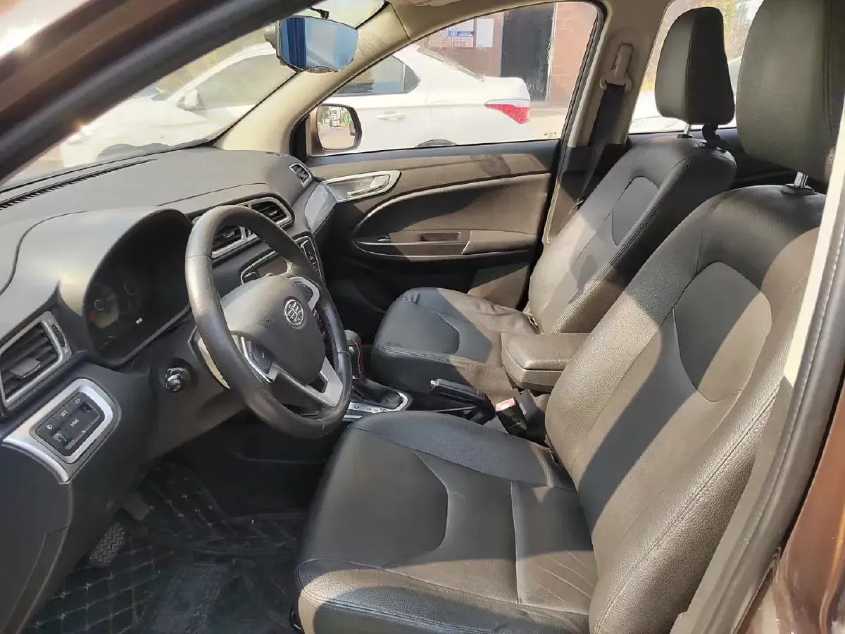 2015 FAW Jumpal D60 1.8L 139HP L4 6AT,autocango,china used car exporter,china ev exporter,chinese used car exporter,chinese used ev exporter