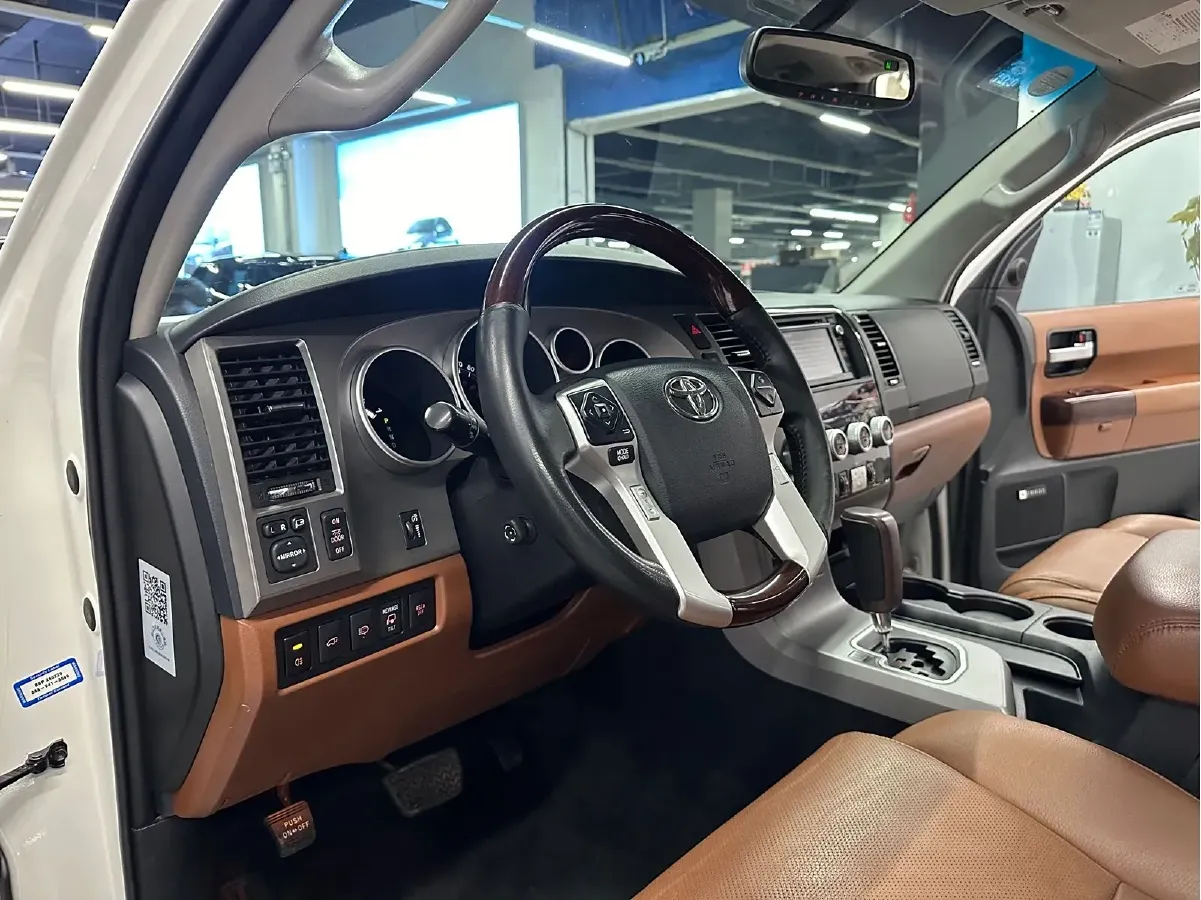 2003 Toyota Sequoia 4.7L 282HP V8 5AT,autocango,china used car exporter,china ev exporter,chinese used car exporter,chinese used ev exporter