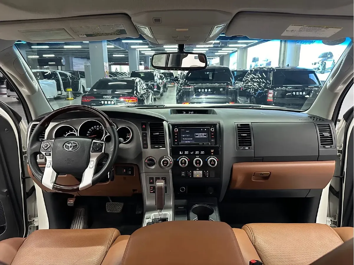 2003 Toyota Sequoia 4.7L 282HP V8 5AT,autocango,china used car exporter,china ev exporter,chinese used car exporter,chinese used ev exporter