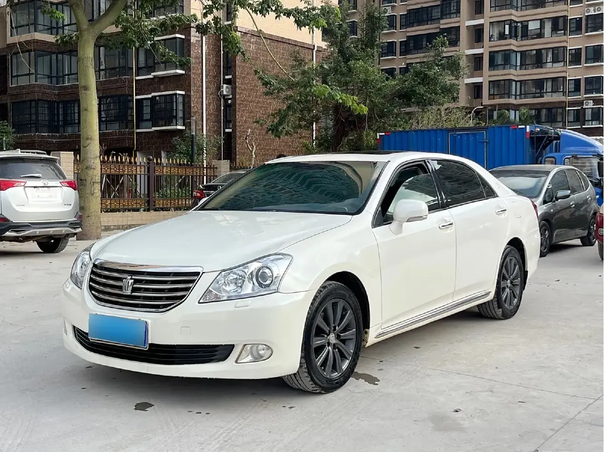 2010 Toyota Crown 3.0L 227HP V6 6AT