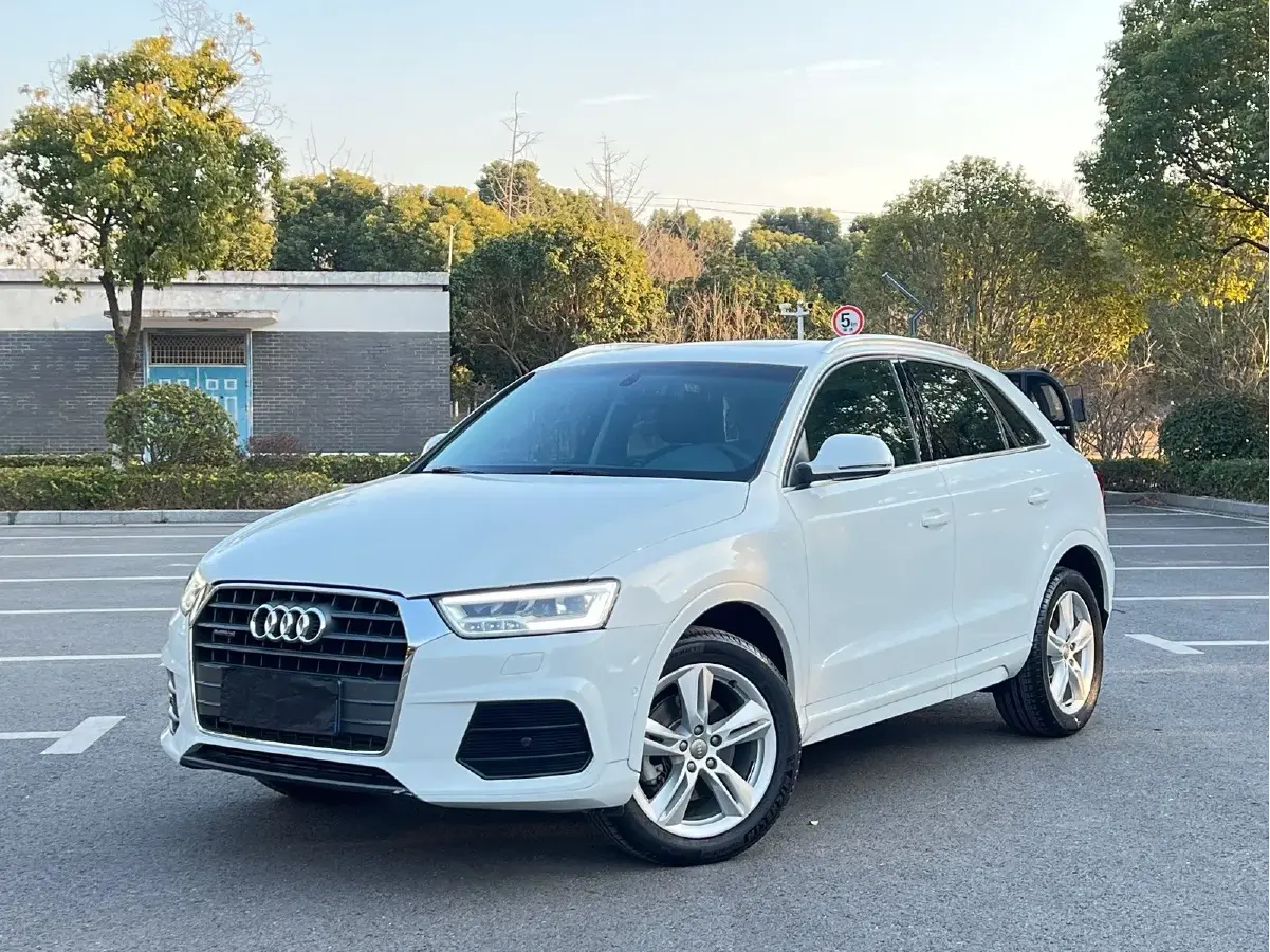 2017 Audi Q3 2.0T 180HP L4 7DCT