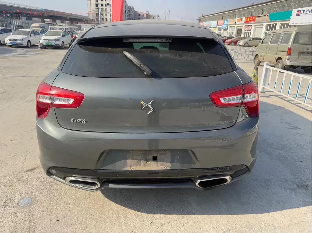2013 DS 5 1.6T 200HP L4 6AT,autocango,china used car exporter,china ev exporter,chinese used car exporter,chinese used ev exporter