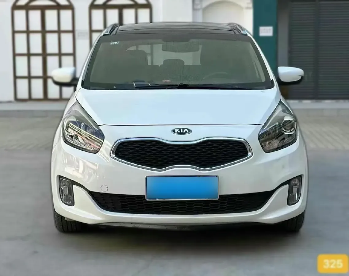 2013 Kia Carens 2.0L 152HP L4 6AT,autocango,china used car exporter,china ev exporter,chinese used car exporter,chinese used ev exporter