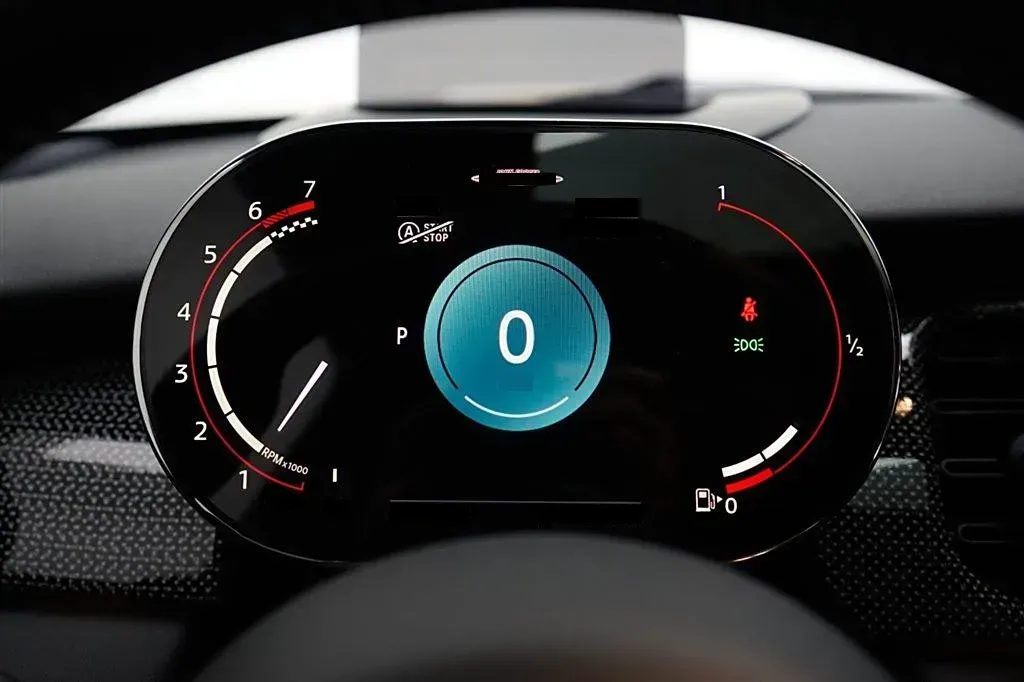 2023 MINI JCW 2.0T 231HP L4 8AT,autocango,china used car exporter,china ev exporter,chinese used car exporter,chinese used ev exporter