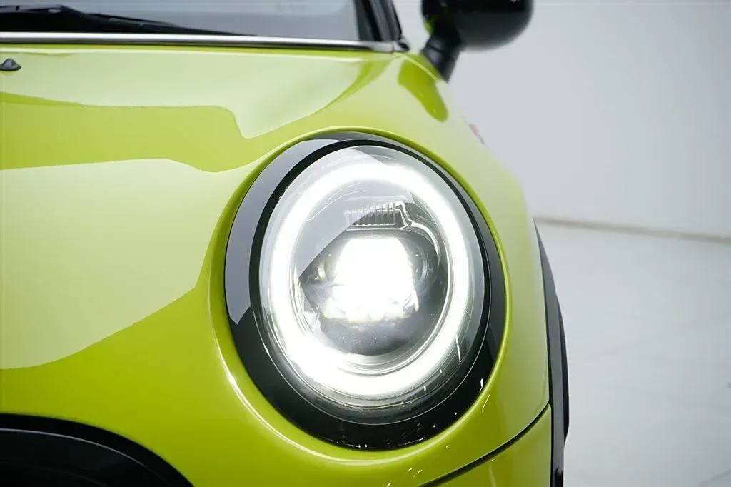 2023 MINI JCW 2.0T 231HP L4 8AT,autocango,china used car exporter,china ev exporter,chinese used car exporter,chinese used ev exporter