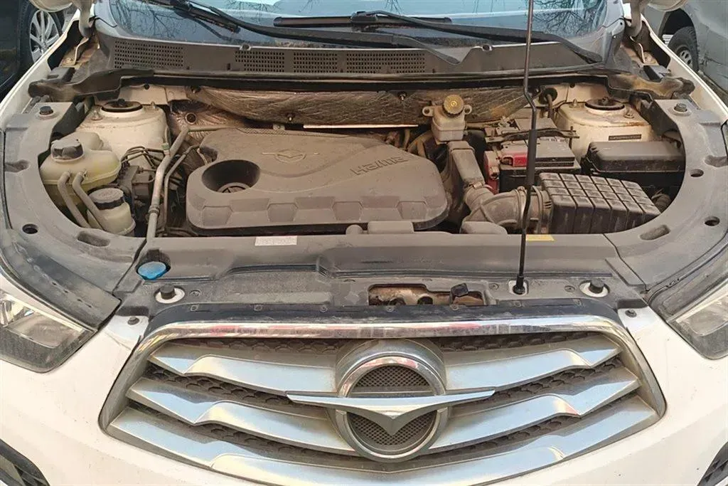 2015 HaiMa S5 1.6L 122HP L4 5MT,autocango,china used car exporter,china ev exporter,chinese used car exporter,chinese used ev exporter