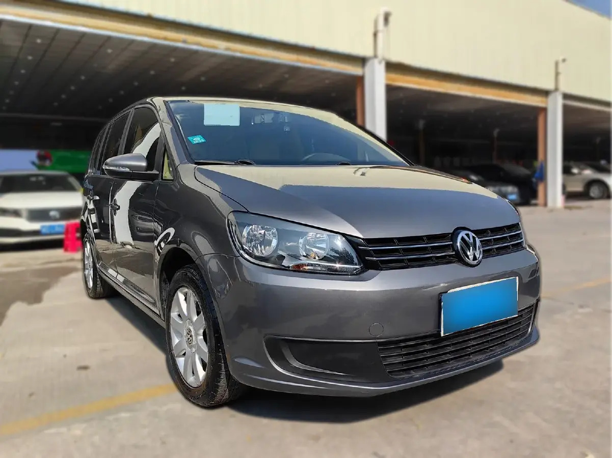 2011 Volkswagen Touran 1.4T 131HP L4 5MT