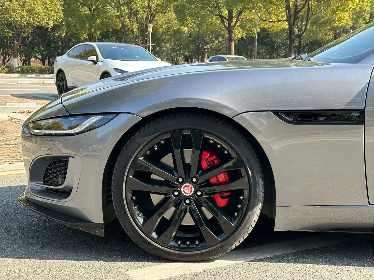 2022 Jaguar F-TYPE 2.0T 300HP L4 8AT,autocango,china used car exporter,china ev exporter,chinese used car exporter,chinese used ev exporter