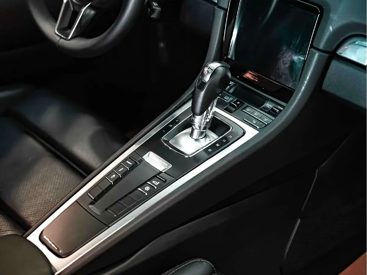 2013 Porsche Cayman 2.7L 275HP H6 7DCT,autocango,china used car exporter,china ev exporter,chinese used car exporter,chinese used ev exporter