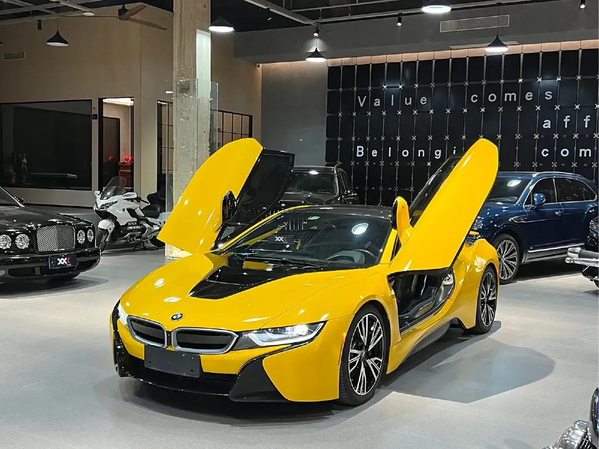 2014 BMW i8 1.5T 231HP L3 6AT PHEV 7.1KWH,autocango,china used car exporter,china ev exporter,chinese used car exporter,chinese used ev exporter