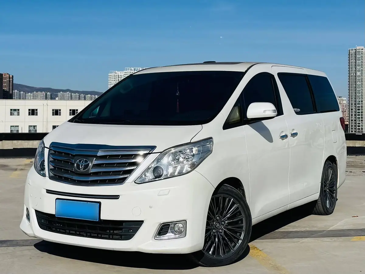 2012 Toyota Alphard 2.4L 167HP L4 CVT