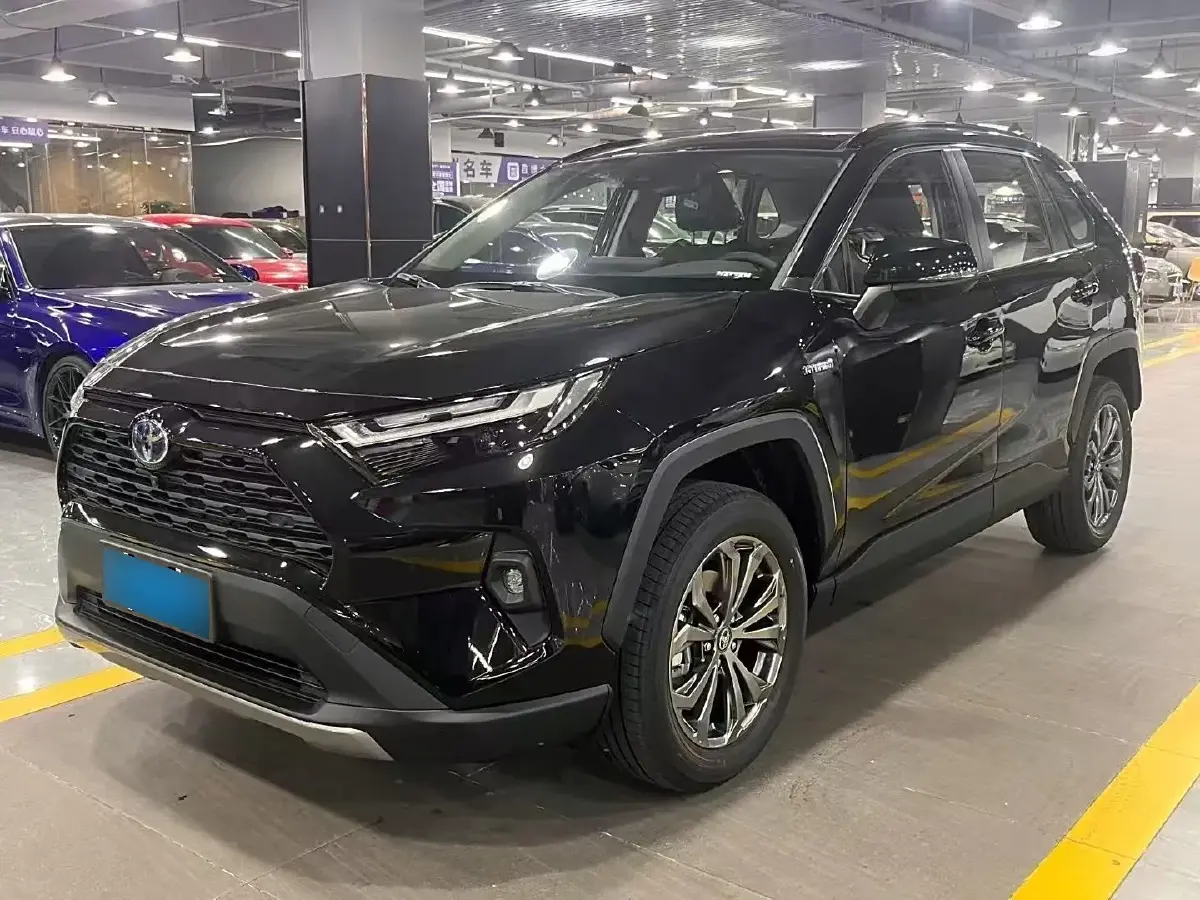 2024 Toyota RAV4 2.5L 178HP L4 E-CVT Hybrid