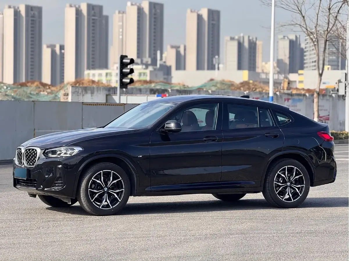 2022 BMW X4 2.0T 184HP L4 8AT